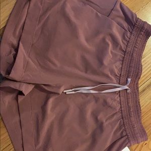 NWT lululemon spring break away short